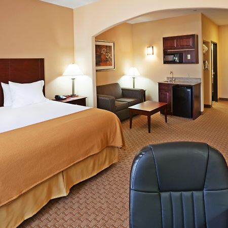 Holiday Inn Express Guymon By Ihg Exterior photo